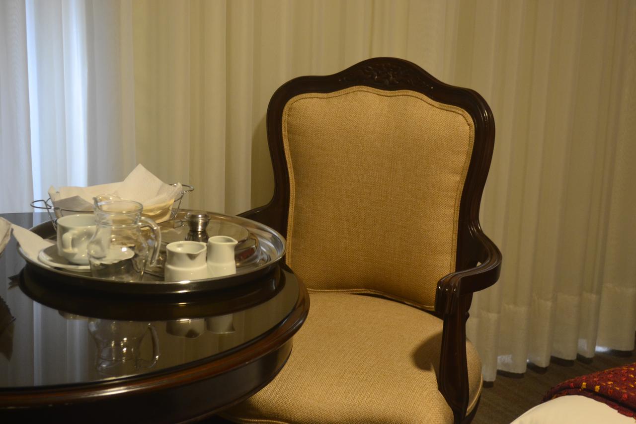 Suites Plaza Las Flores Лима Экстерьер фото