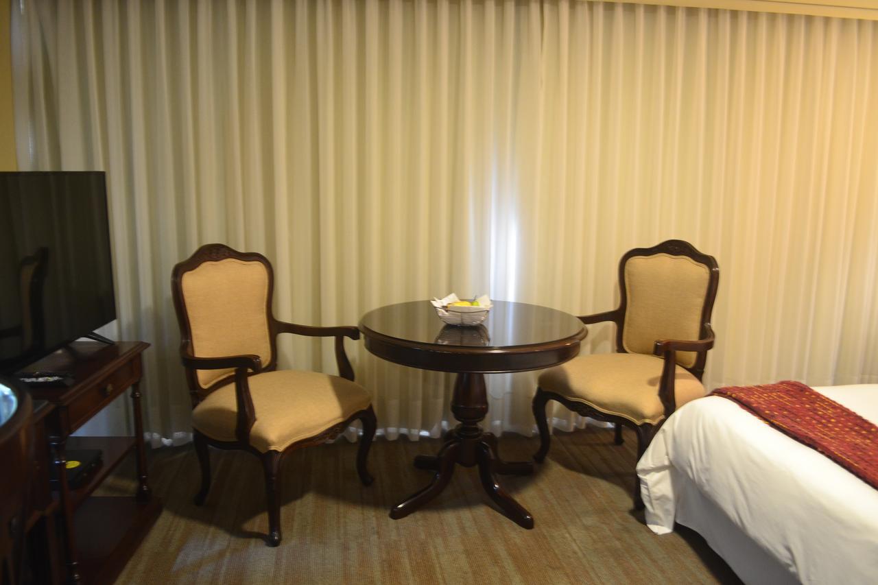 Suites Plaza Las Flores Лима Экстерьер фото