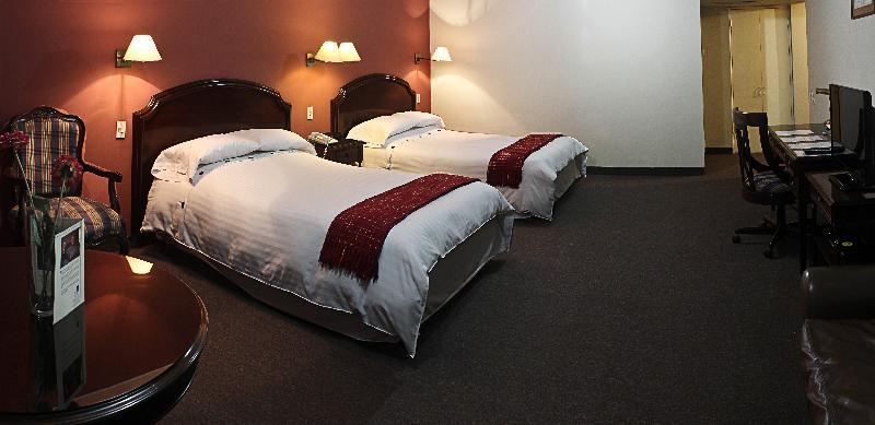 Suites Plaza Las Flores Лима Экстерьер фото