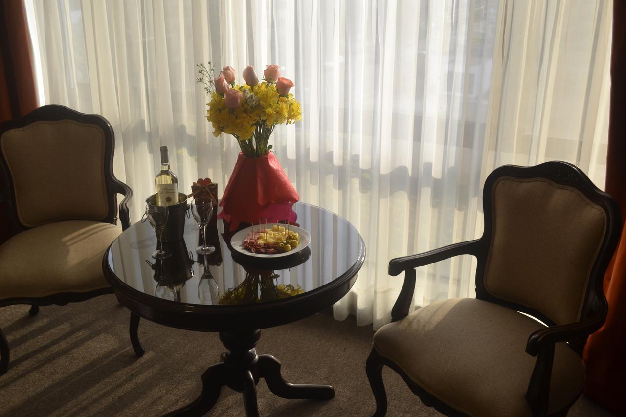 Suites Plaza Las Flores Лима Экстерьер фото